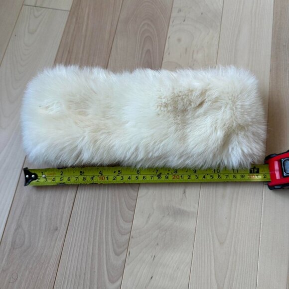 Vintage Cream Faux Fur Headband – Luxe & Cozy - Picture 6 of 7